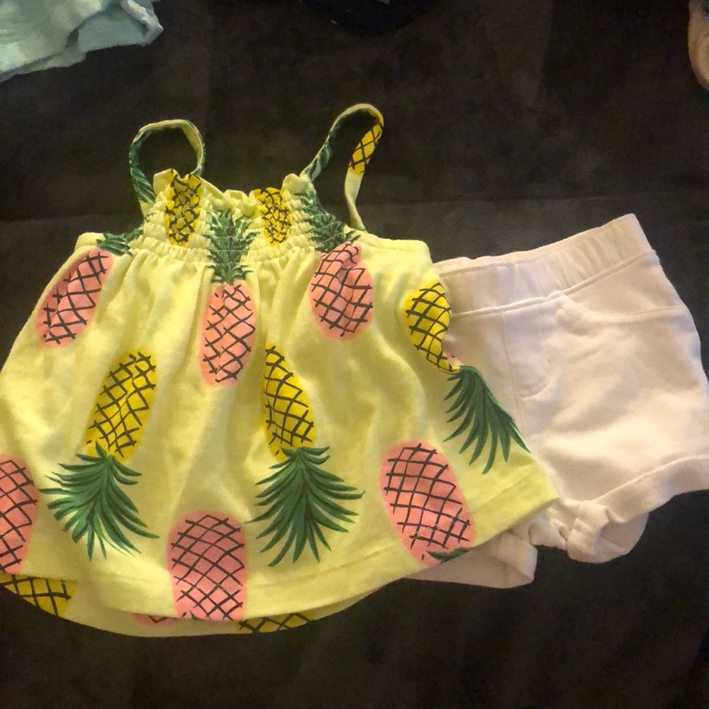 Carter Girls pineapple 🍍 2pc set